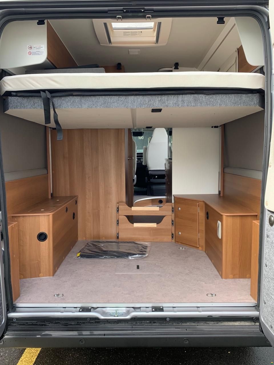Van Tourer 600D Comfort Peugeot 165PS