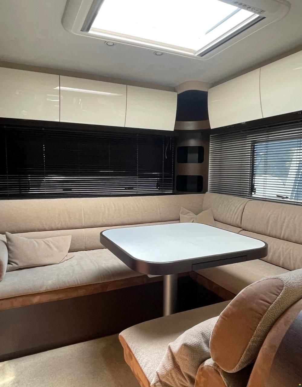 Concorde Carver 890 RRL