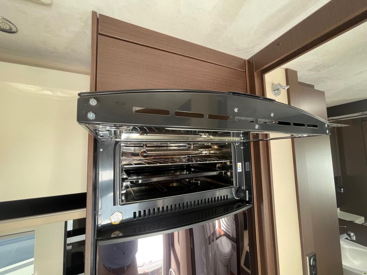 Concorde Carver 890 RRL