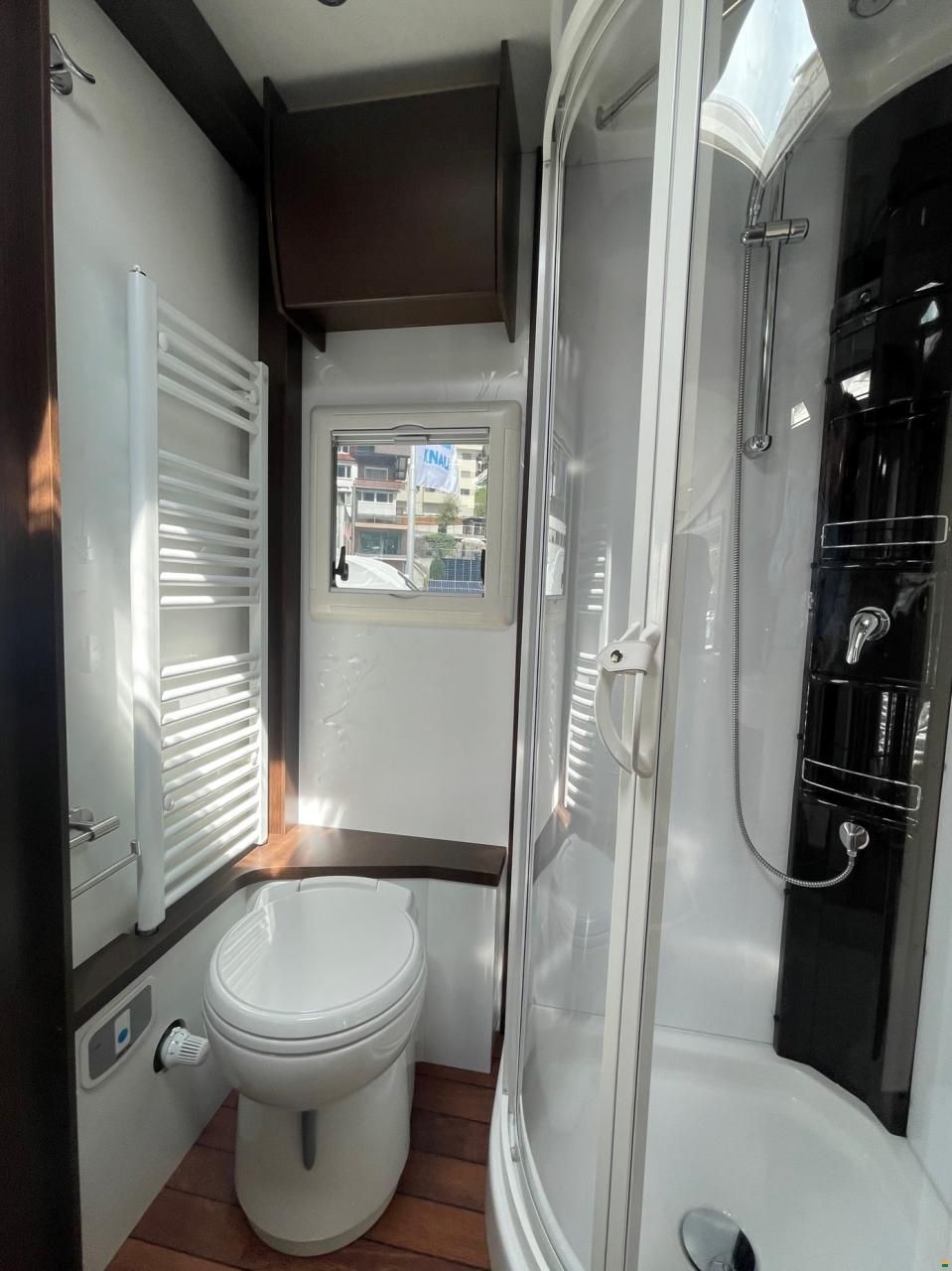 Concorde Carver 890 RRL