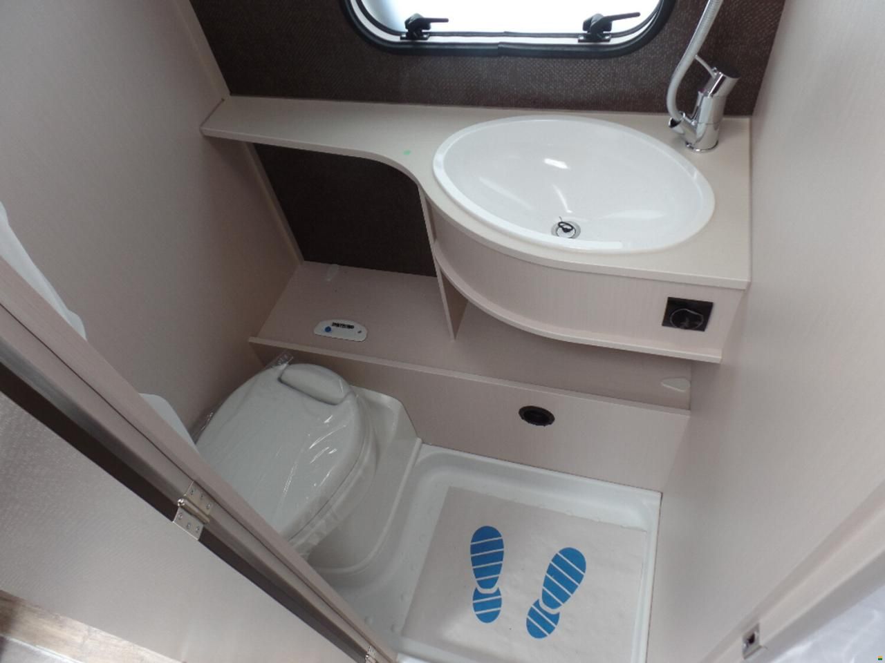 Dethleffs c-go 475 EL