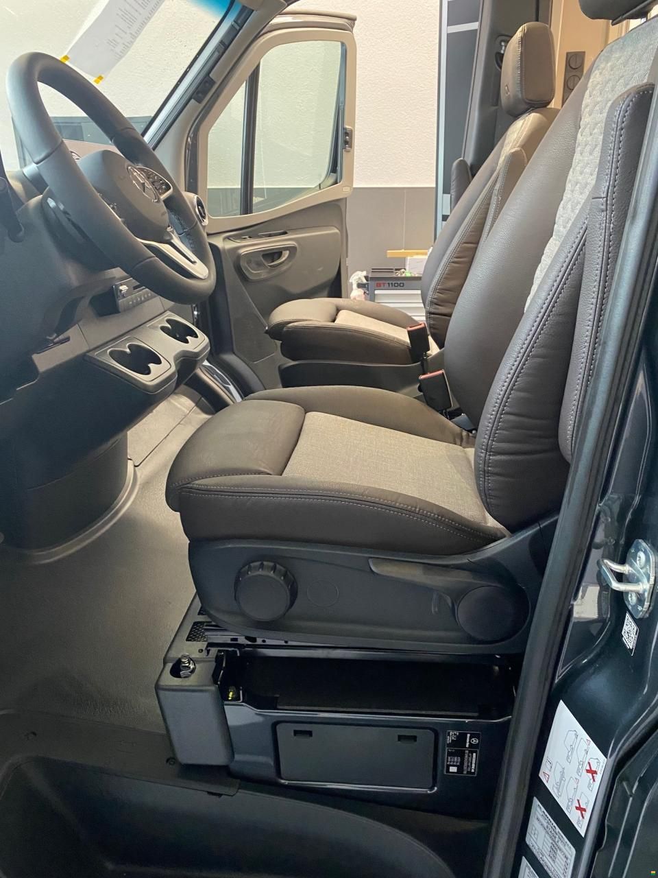 Adria CORAL SUPREME MB 650 SL