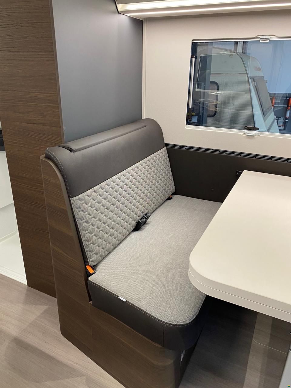 Adria CORAL SUPREME MB 650 SL