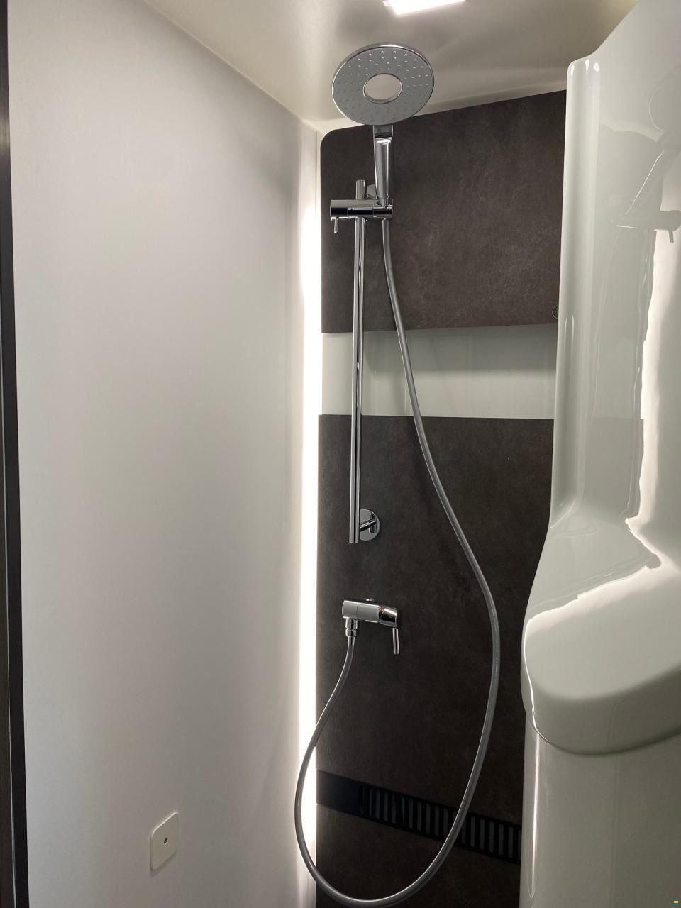 Adria CORAL SUPREME MB 650 SL