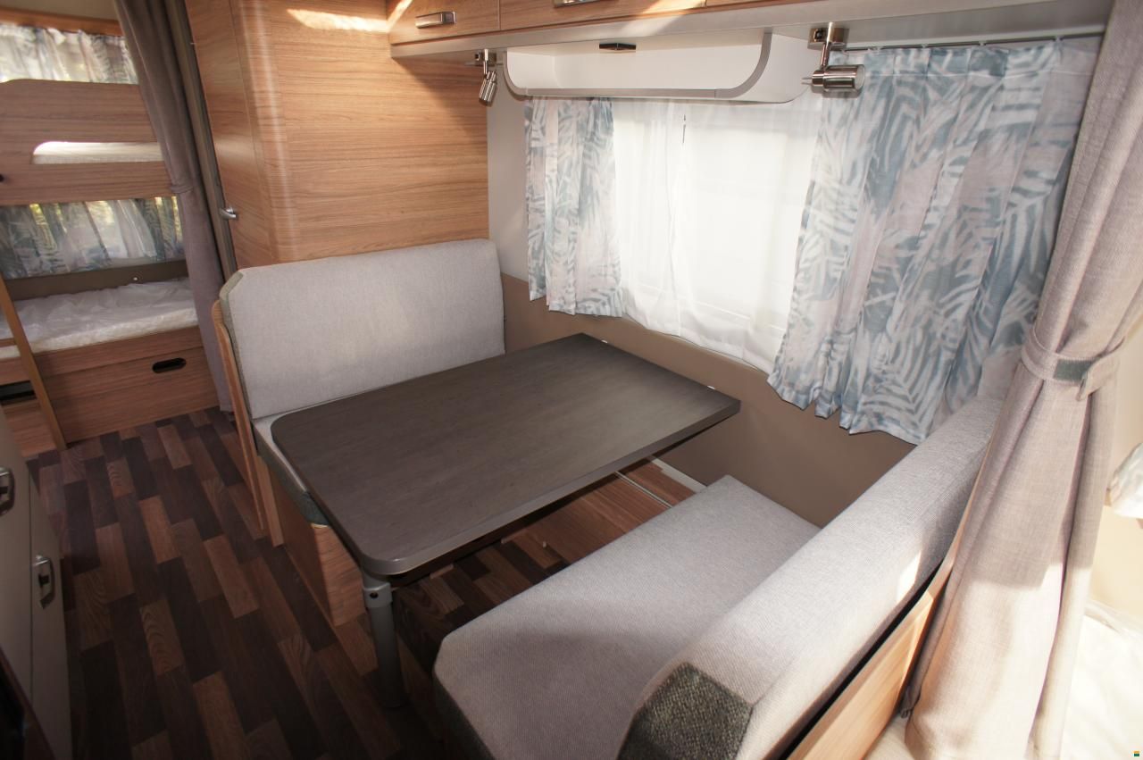 Weinsberg 480 QDK CaraOne