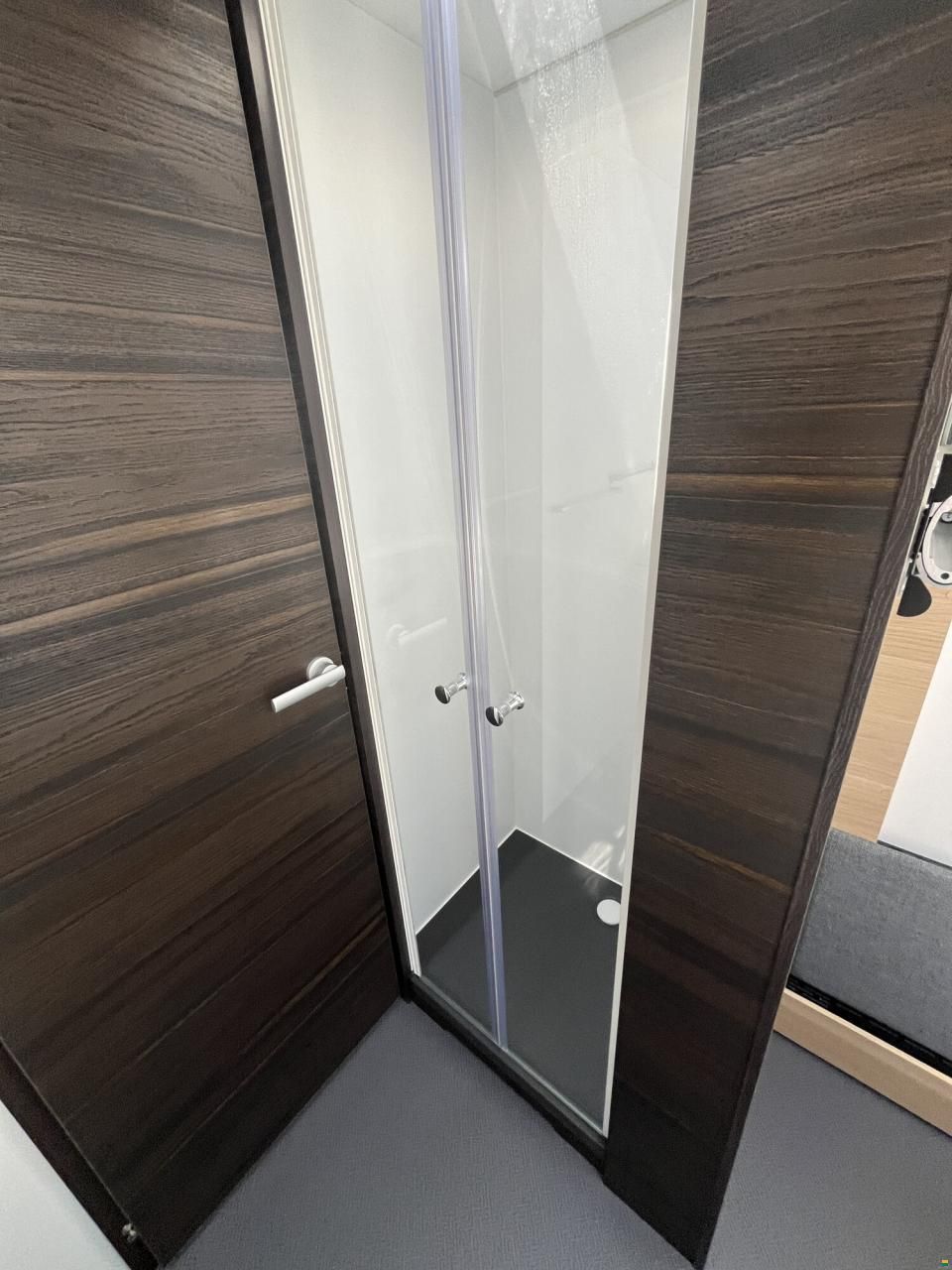 Adria Astella 904 HP