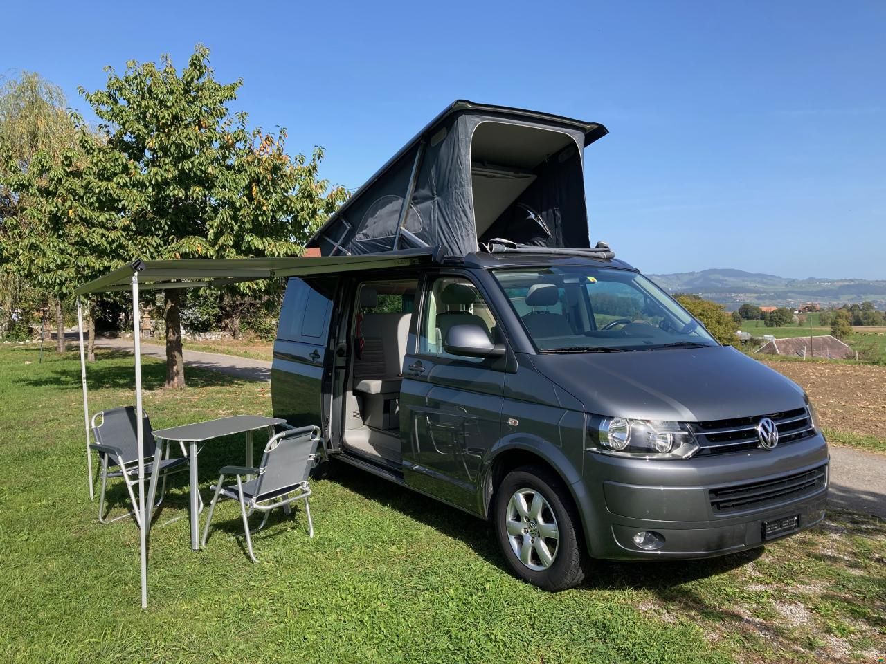 Volkswagen VW T5 California TDI - Camping Car / caravane à moteur