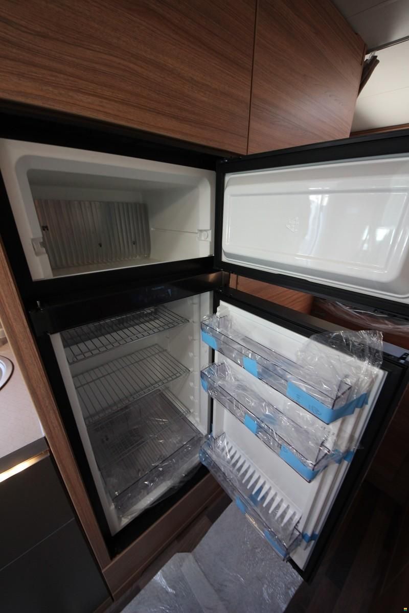 Weinsberg CaraHome 650 DG (Peugeot)