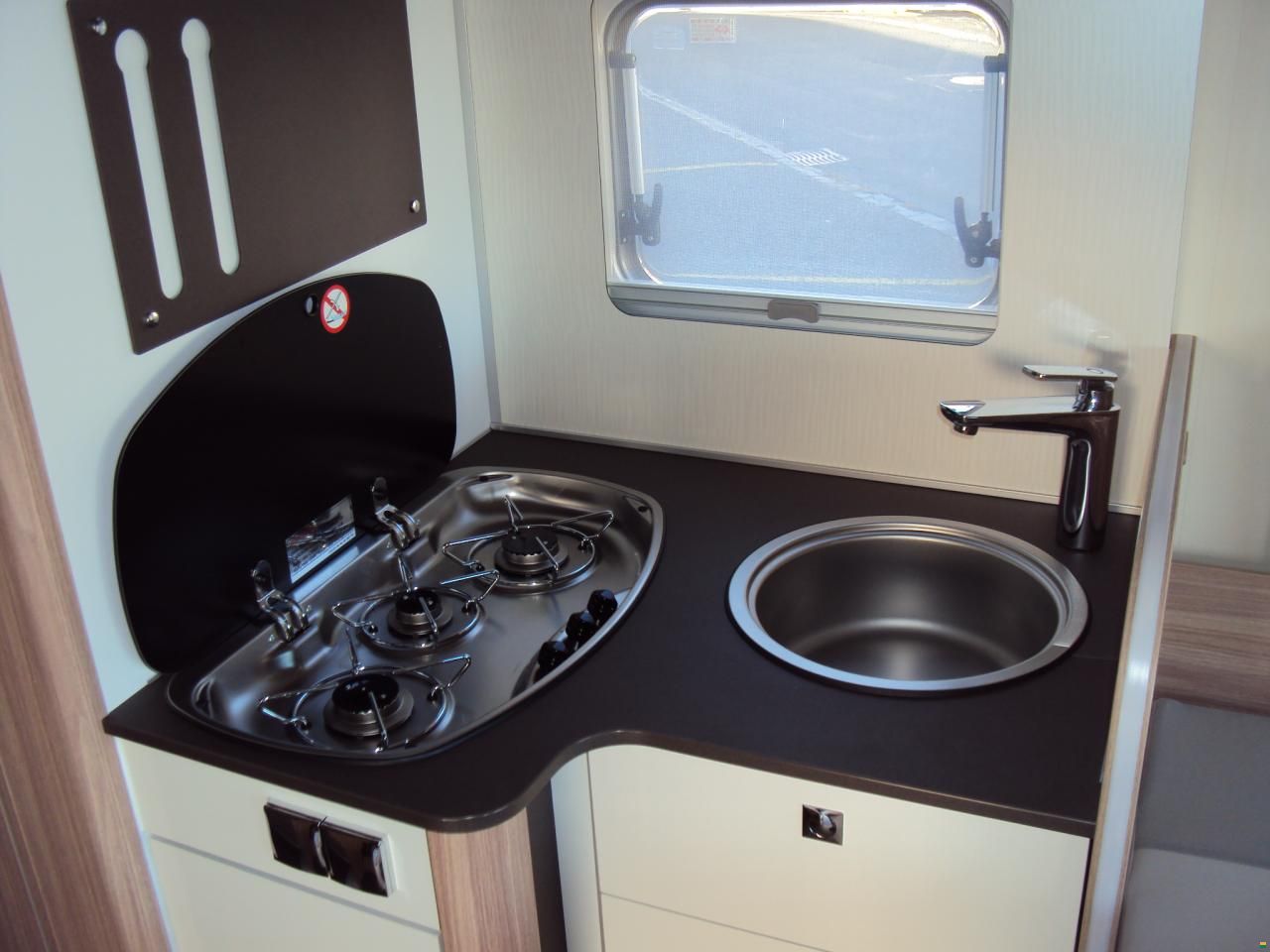 Bürstner Delfin T 727