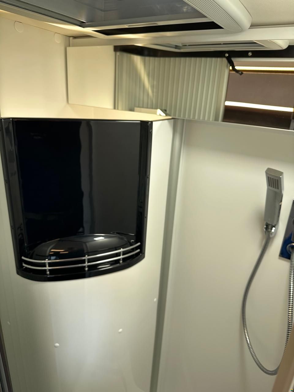 P&ouml;ssl Summit Shine 640