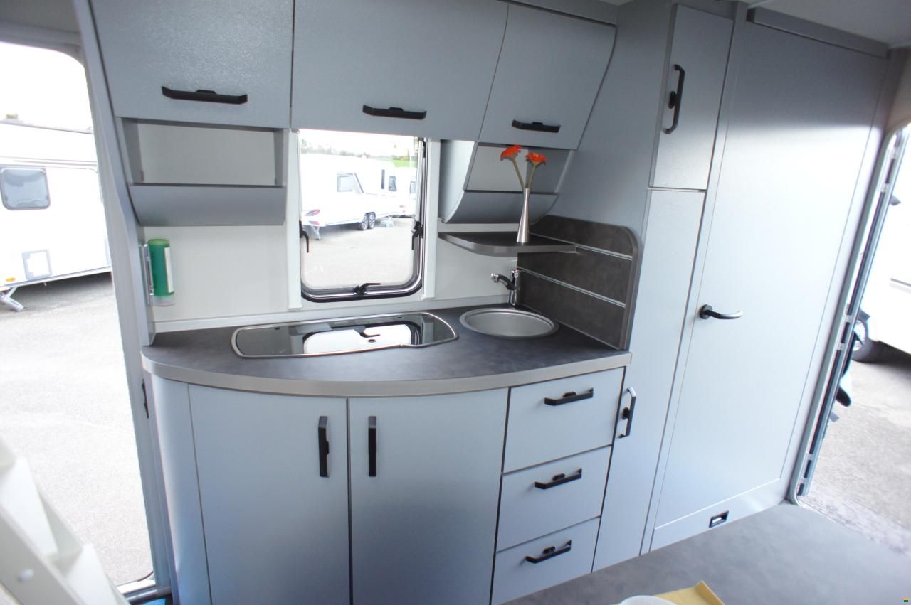 Knaus 480 QL Sport+Fun Black Selection,