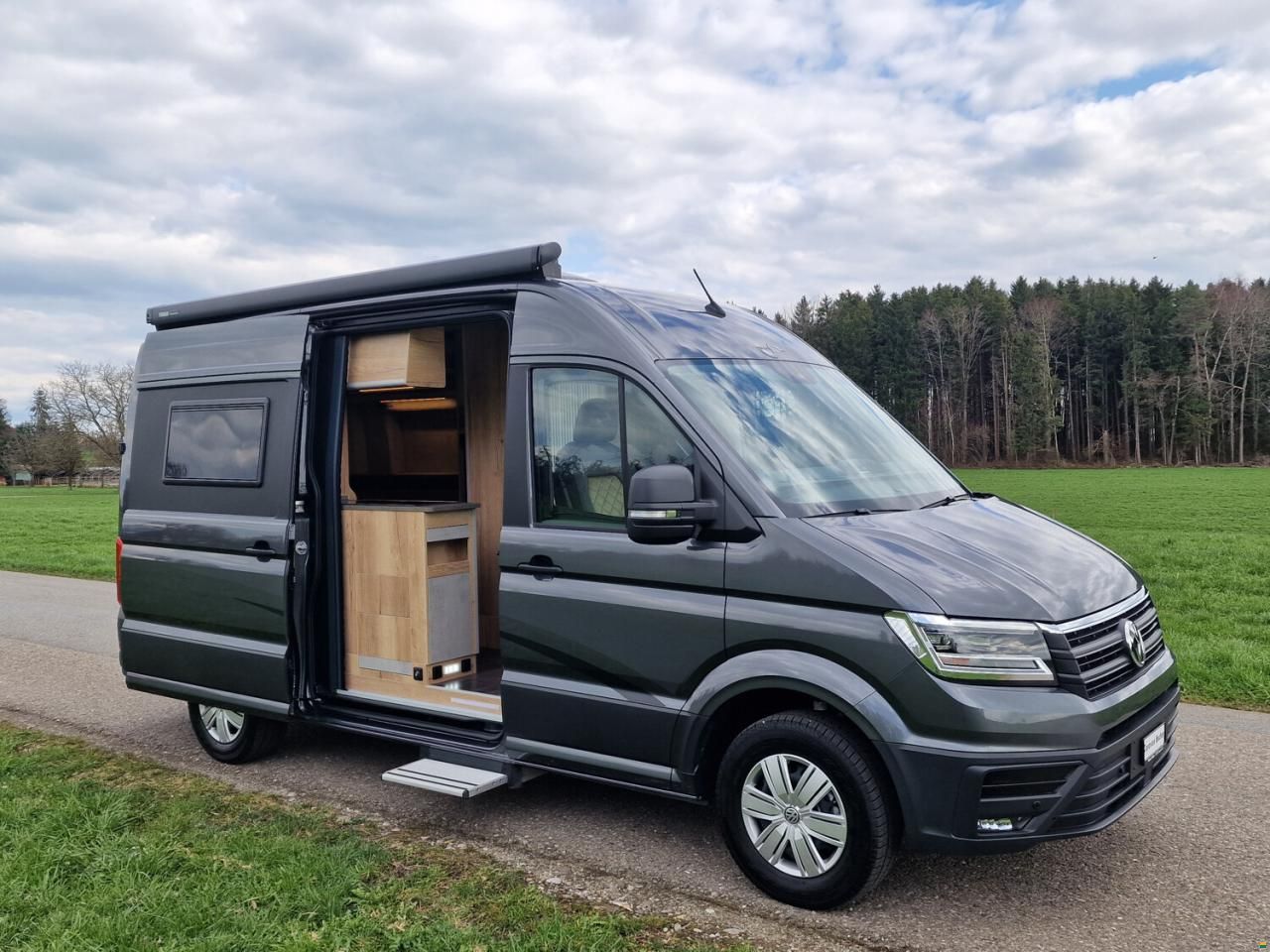 Megamobil Mega Lounge 600 VW 177 PS