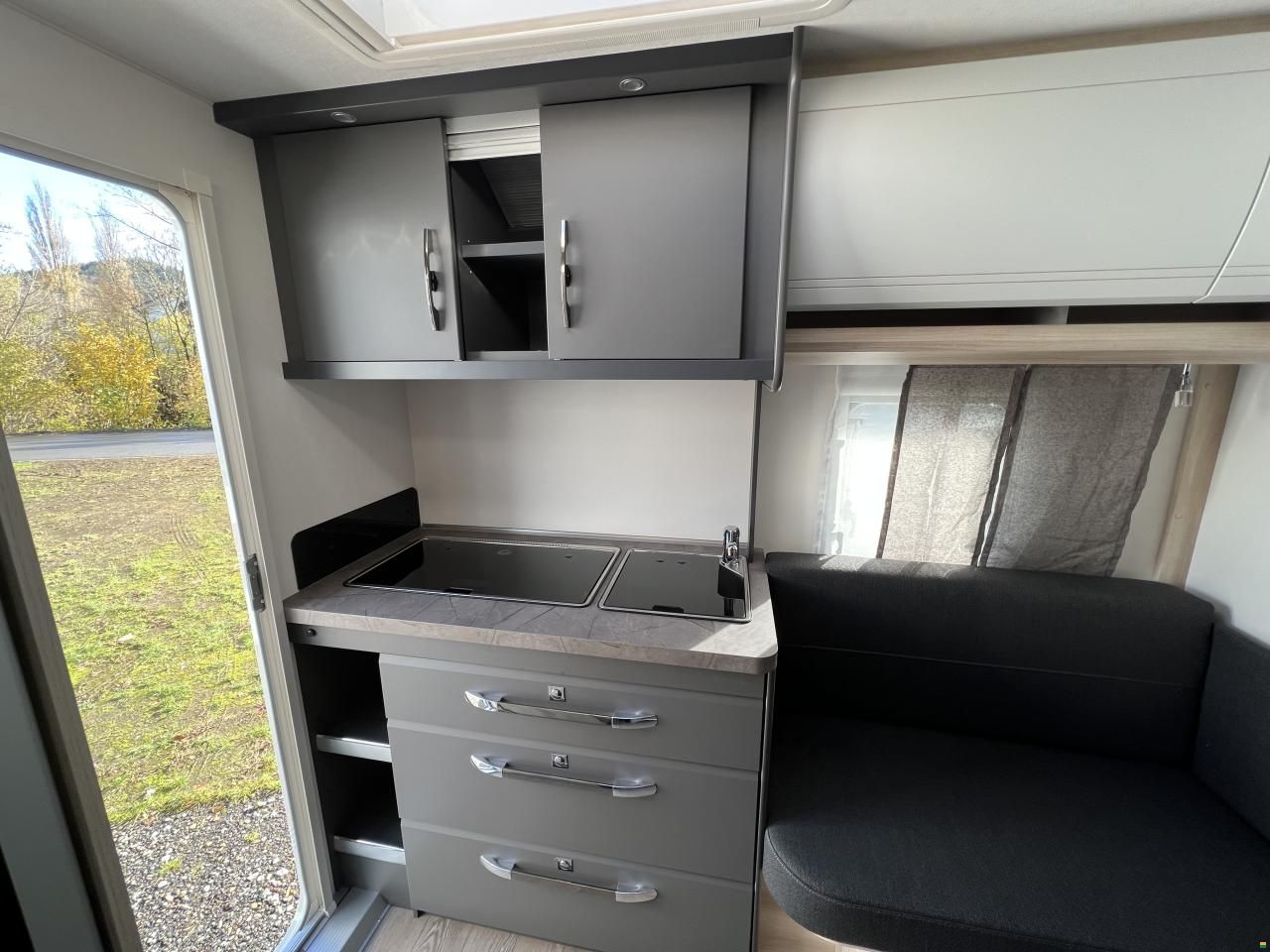 Hobby 400 SFe De Luxe (O02)