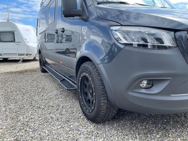 Julia Camper Gran Azur