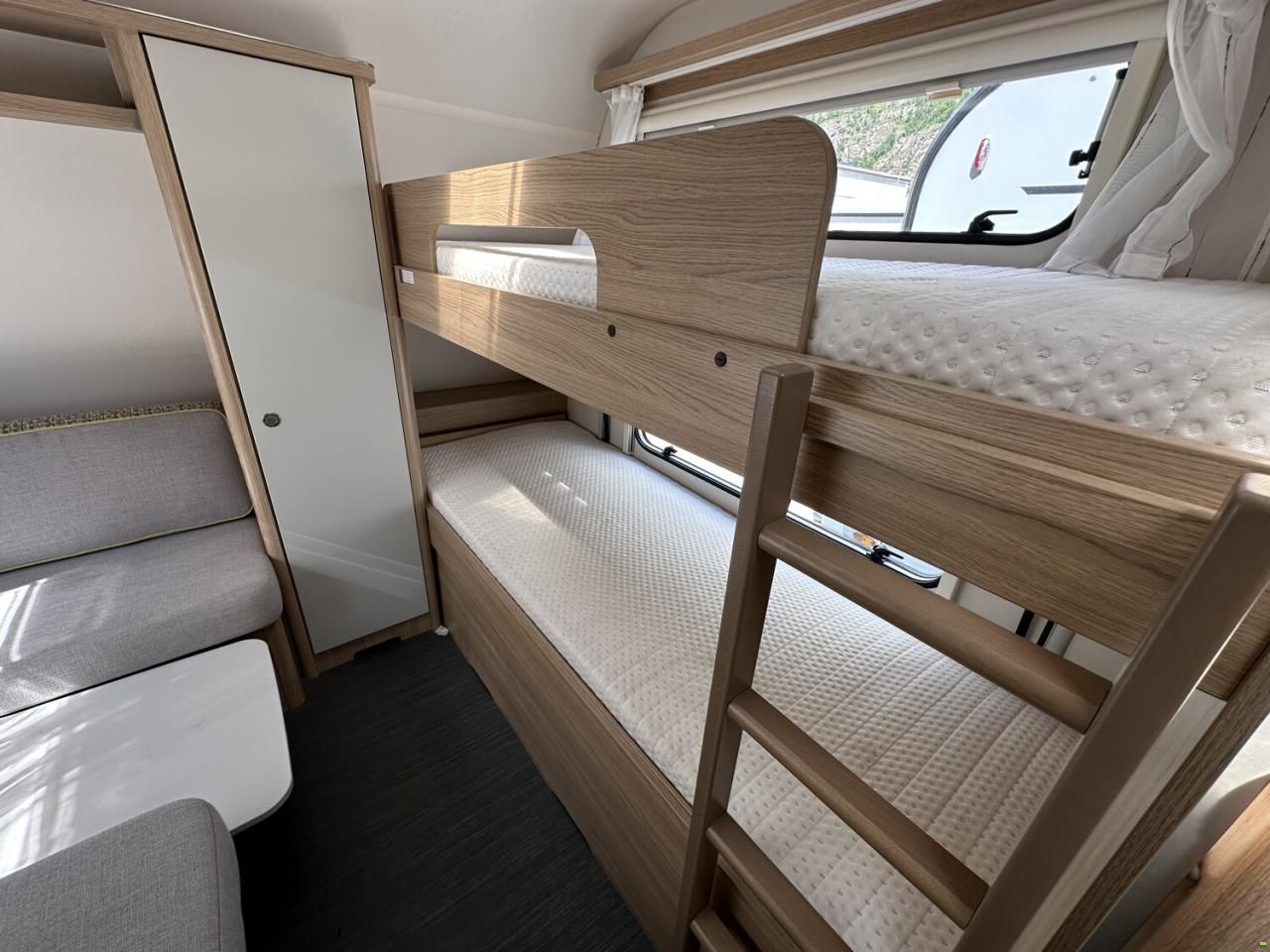 Dethleffs Aero 530 KR up