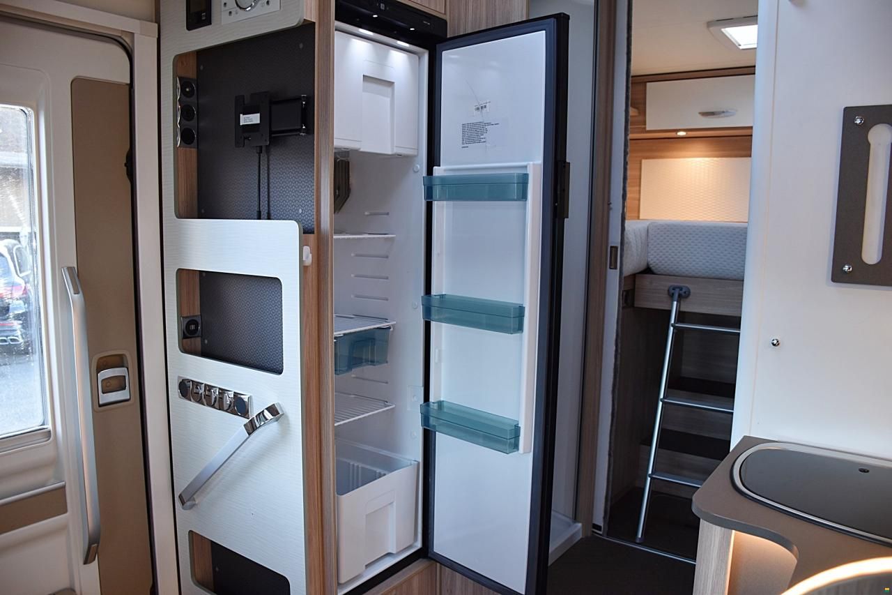 Bürstner LYSEO TIME IT 727 G HARMONY LINE 2,0 HDI