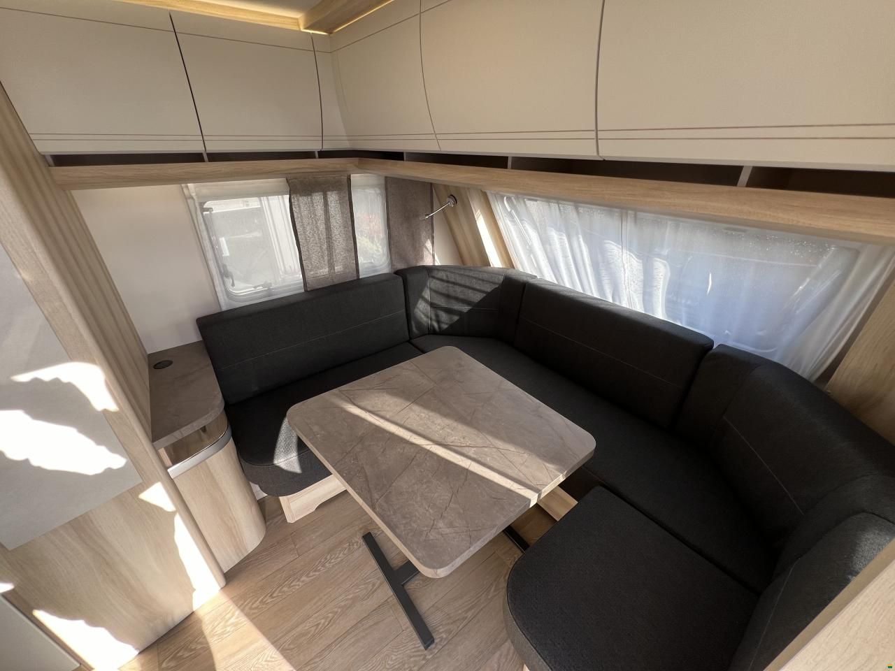 Hobby 460 LU De Luxe (O06)