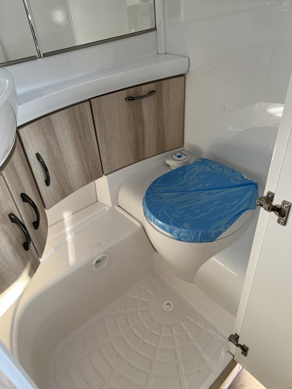 Hobby 460 LU De Luxe (O06)