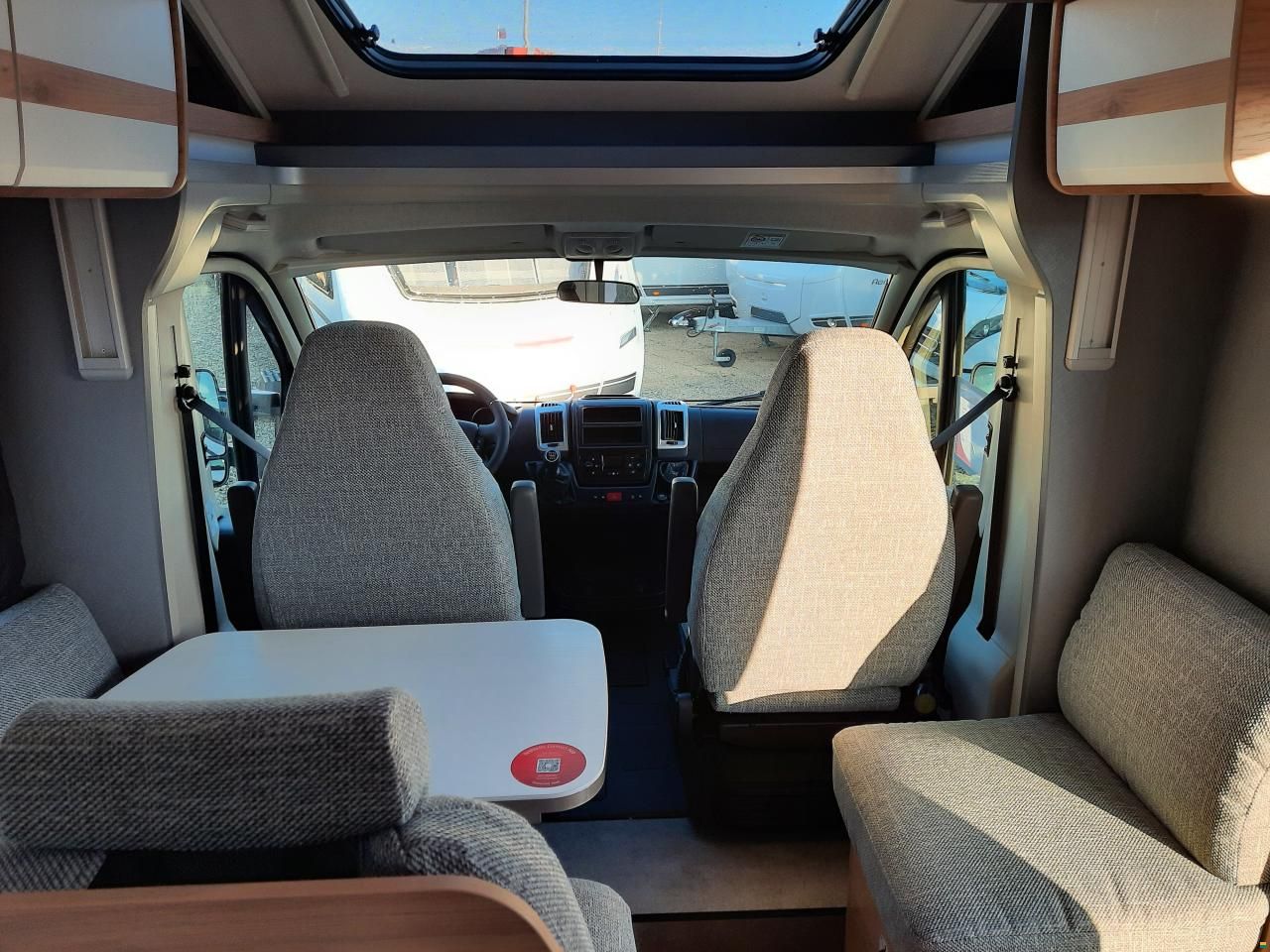 Dethleffs Just Camp T6812EB