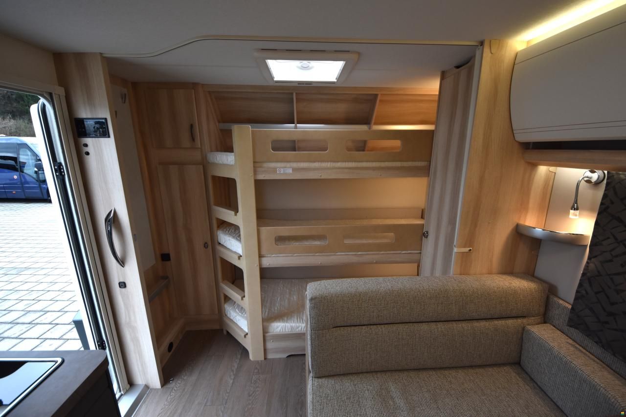 Hobby 560 KMFe De Luxe