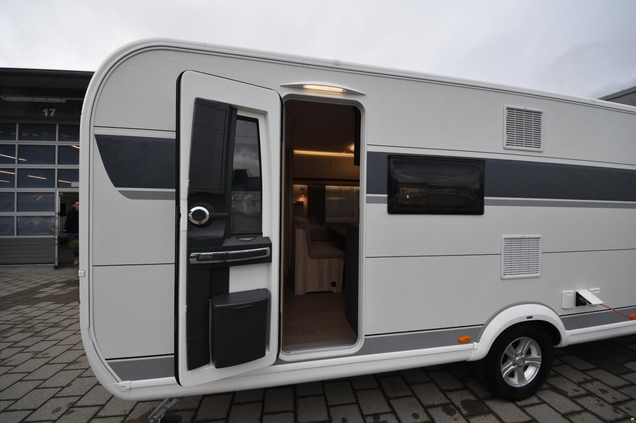 Hobby 560 KMFe De Luxe