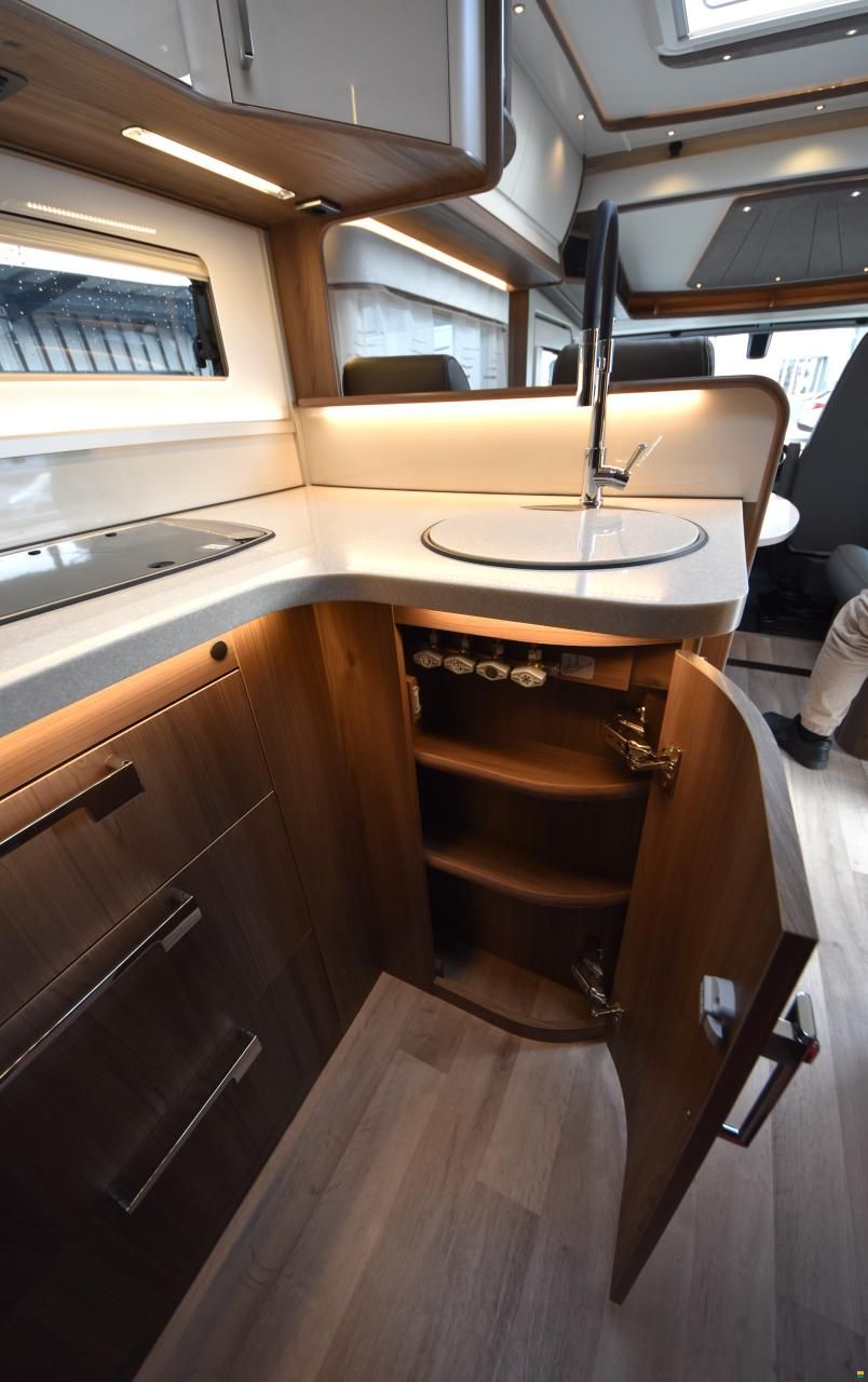 Kabe Imperial i860 LQB 2024