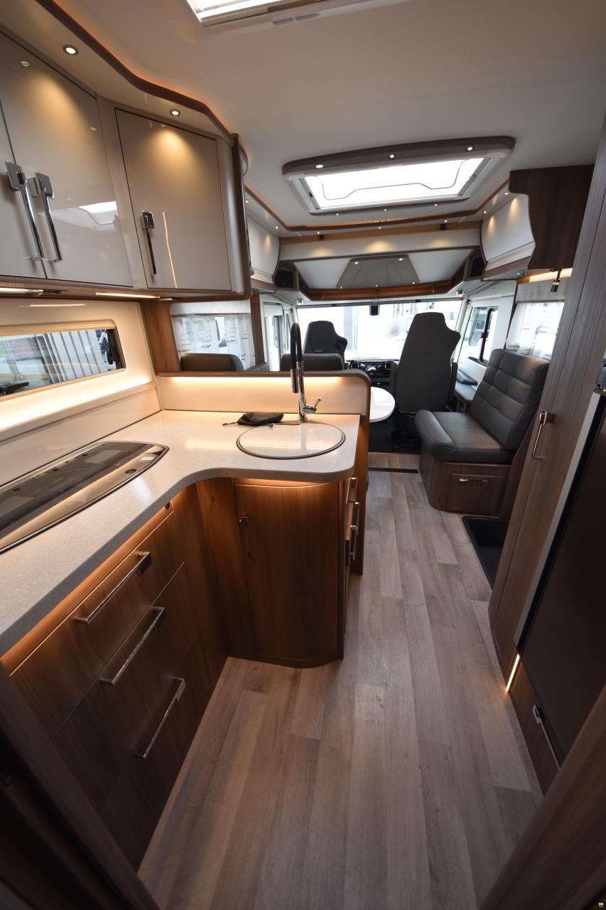 Kabe Imperial i860 LQB 2024