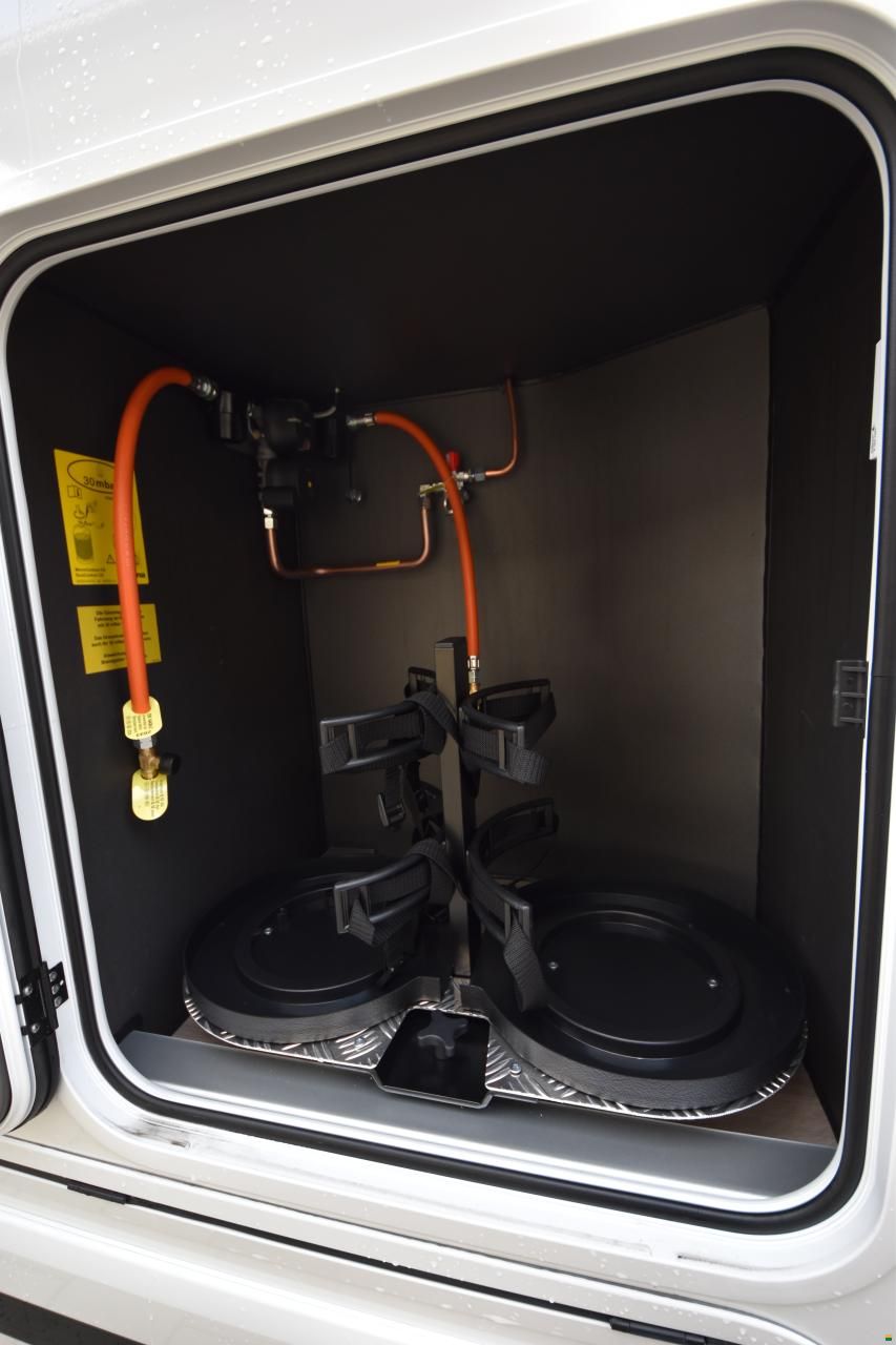 Kabe Imperial i860 LQB 2024