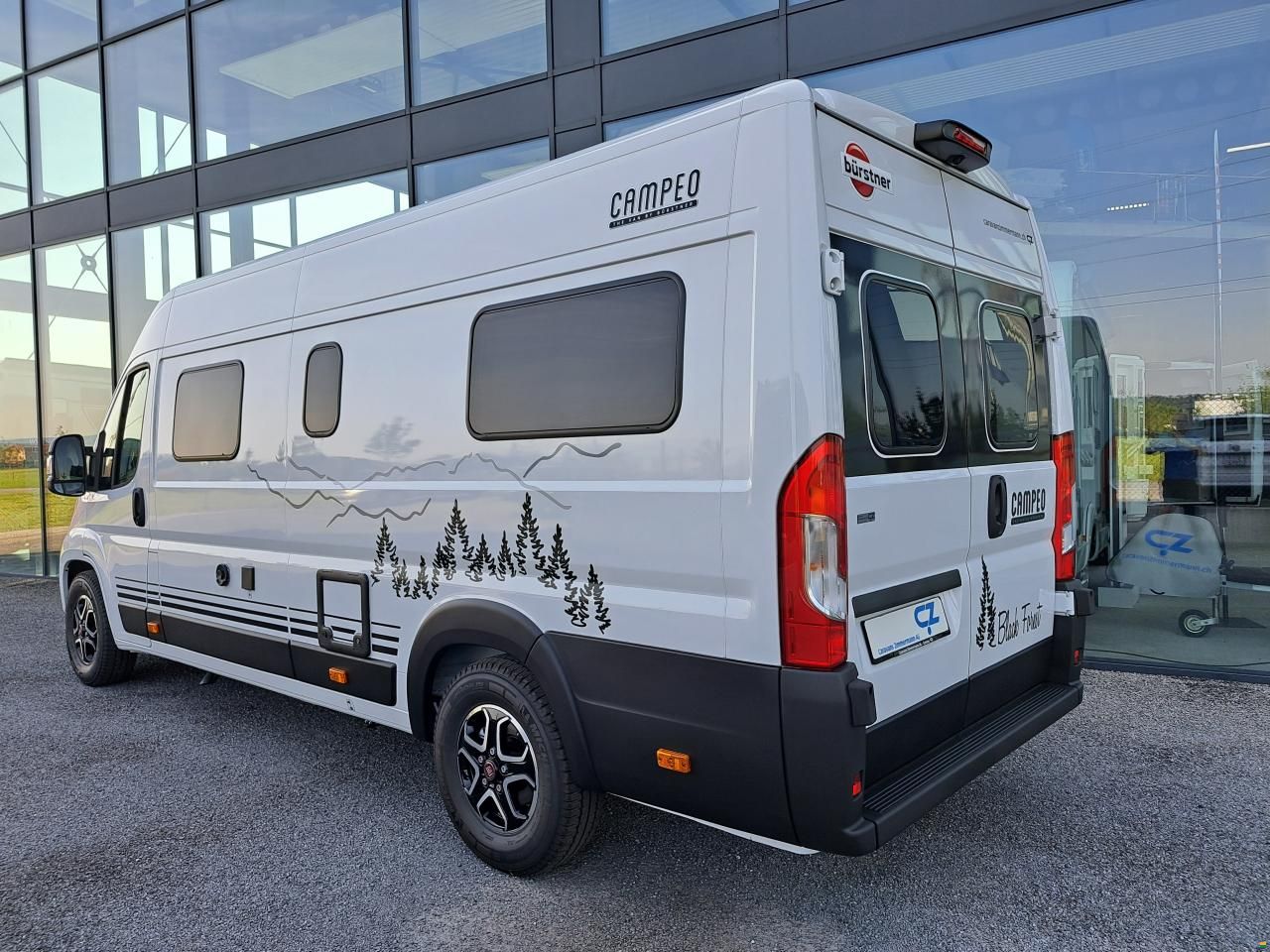 Bürstner Campeo C 640  Black Forest