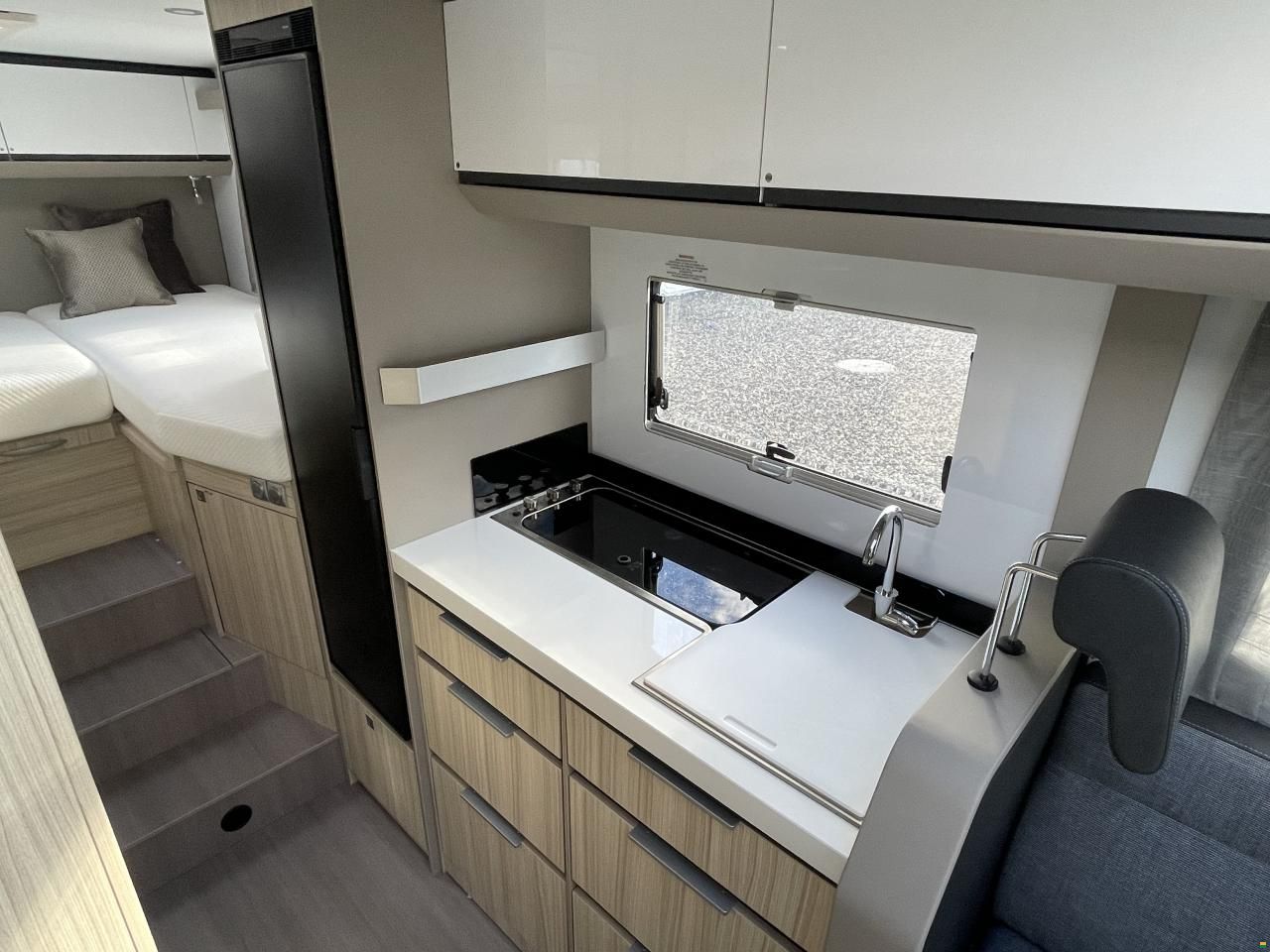 Adria Compact