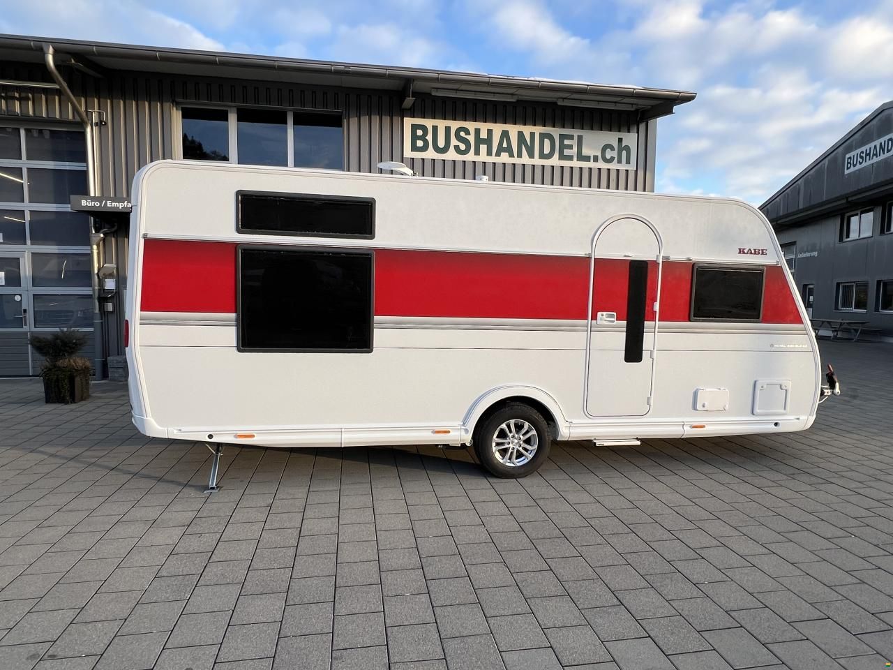 Kabe Royal 560 GLE KS