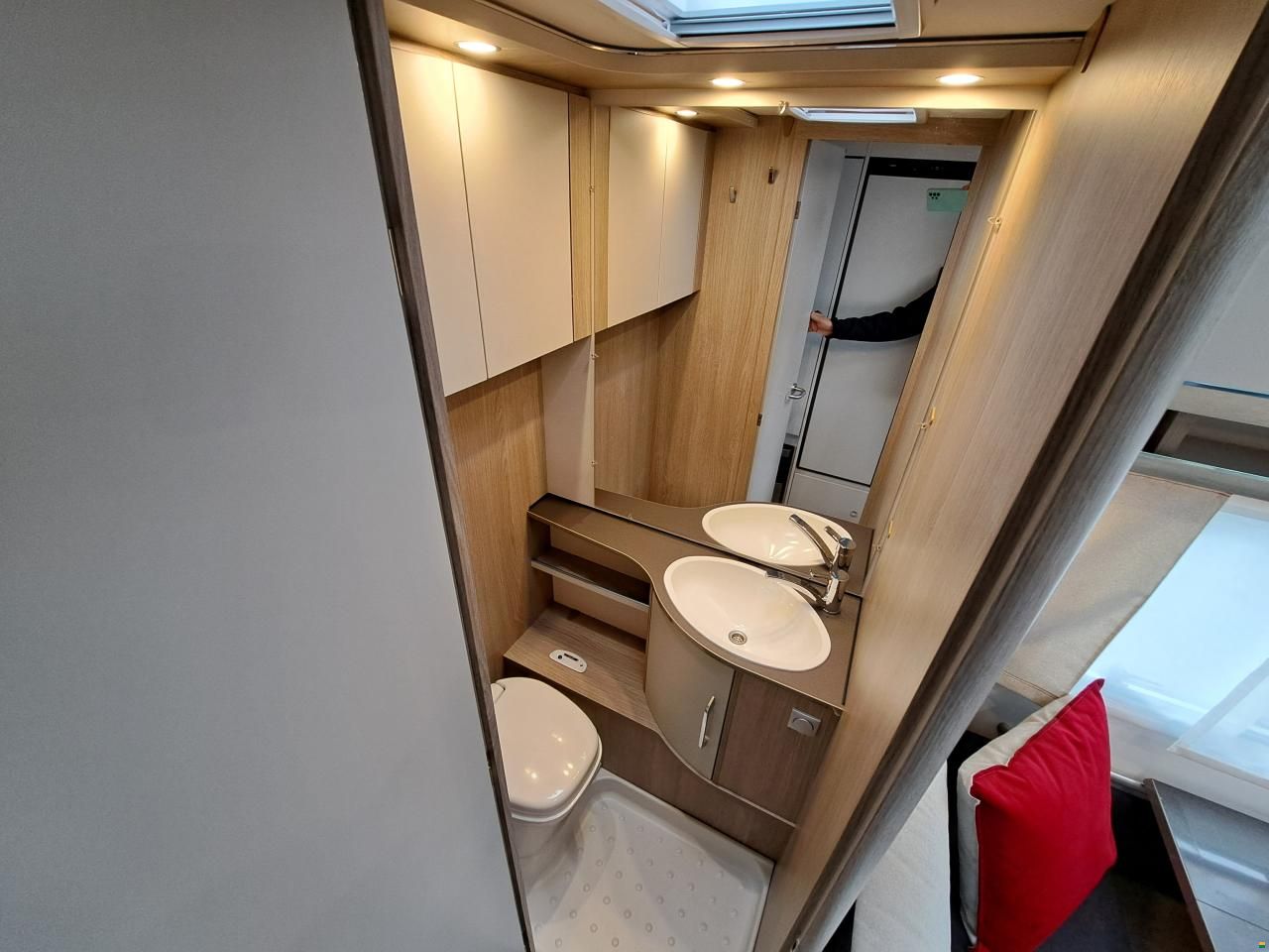 Bürstner Premio 495 TK Black Forest