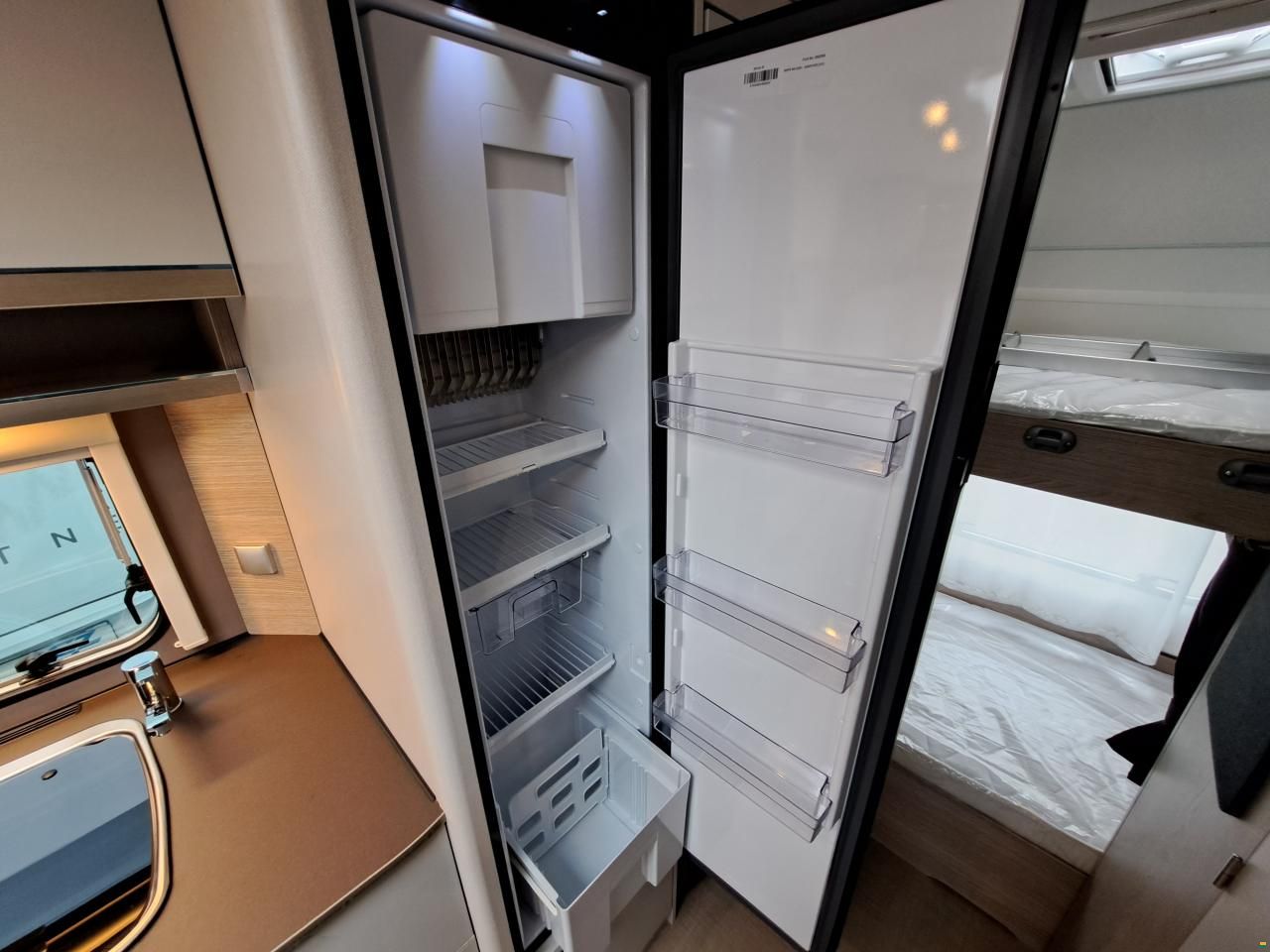 Bürstner Premio 495 TK Black Forest