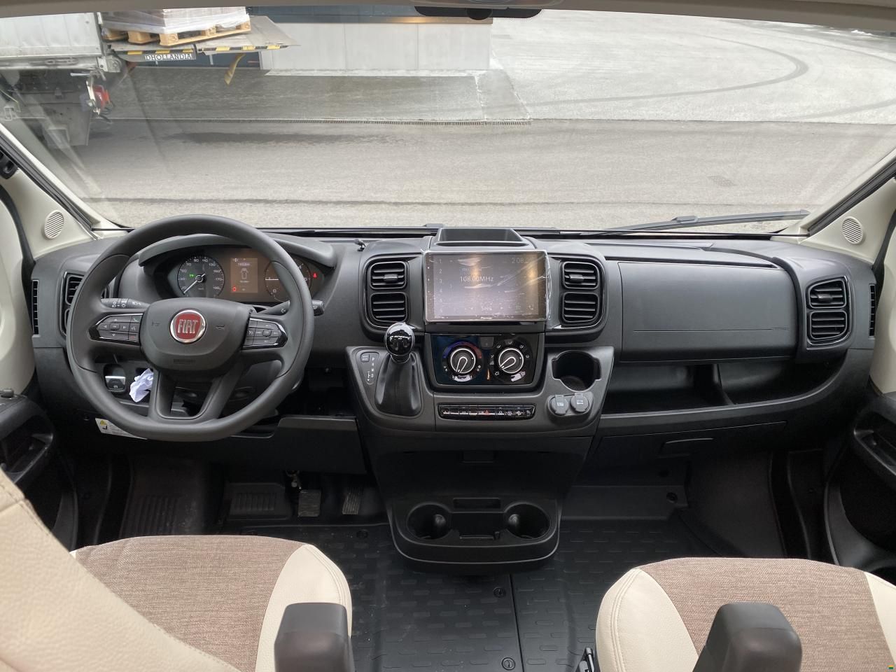 Eura Mobil Van V 635 HB