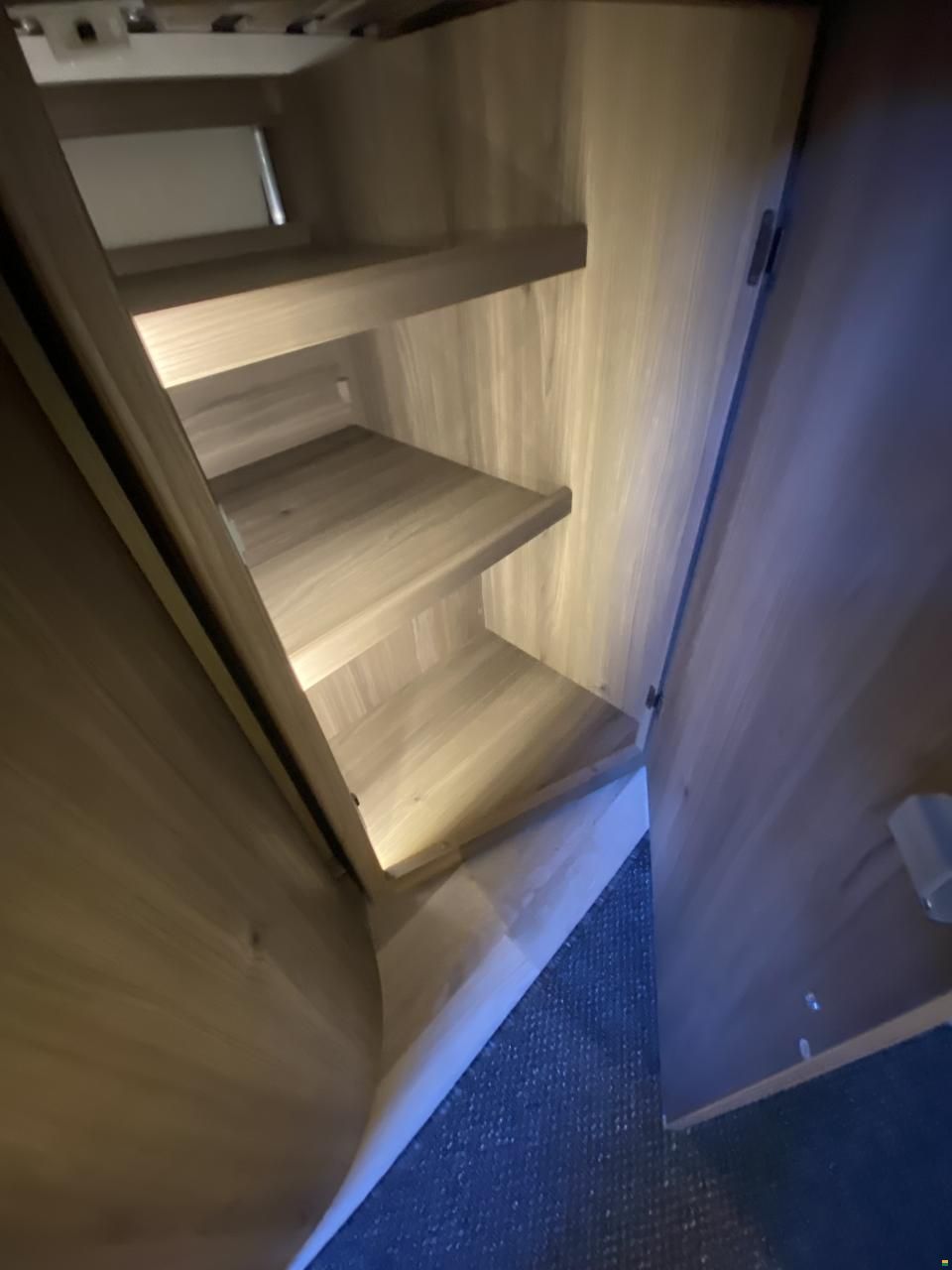 Kabe Novum 750 Light LGB 2024