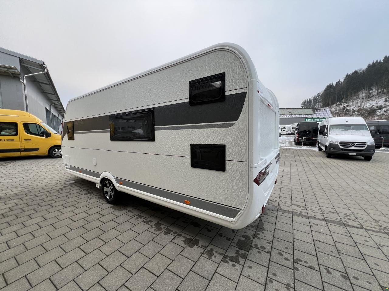 Hobby 540 KMFe De Luxe (O30)