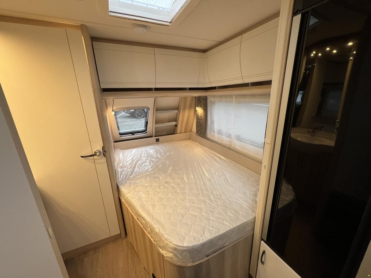 Hobby 540 KMFe De Luxe (O30)