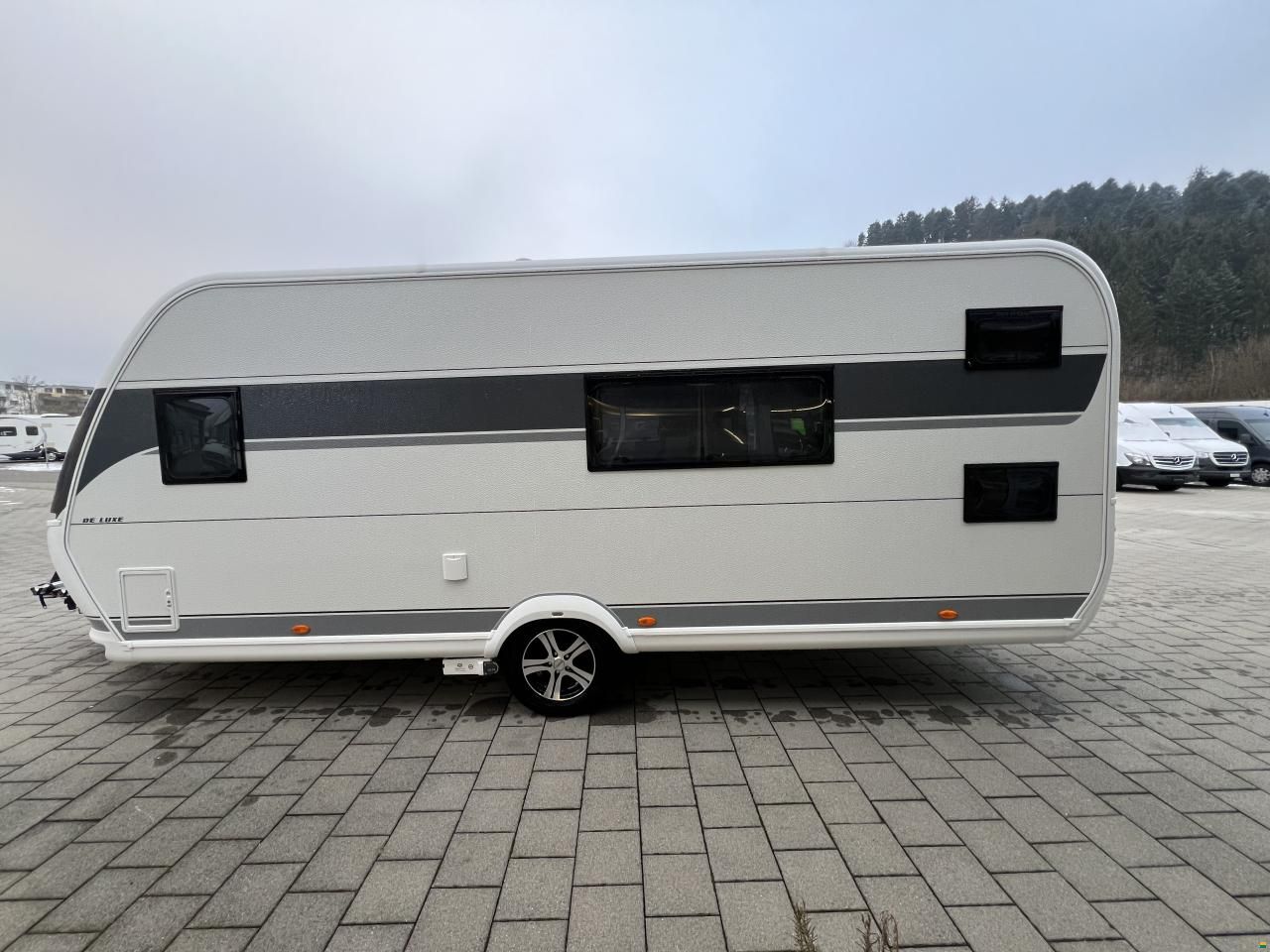 Hobby 540 KMFe De Luxe (O30)