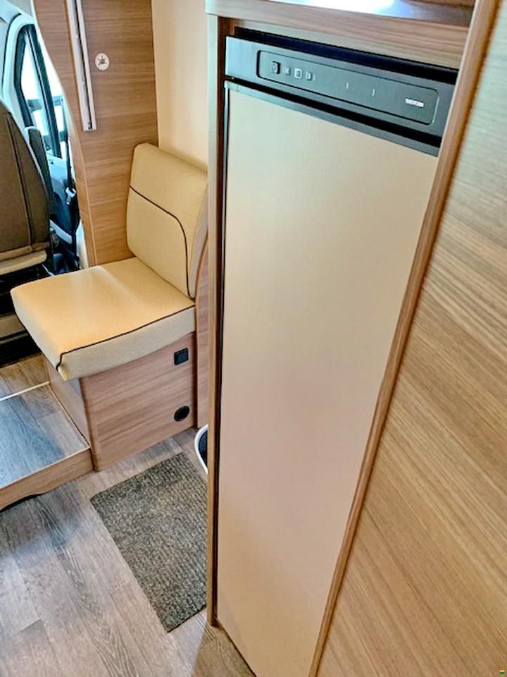 Knaus Live Wave 650 MX Luxus