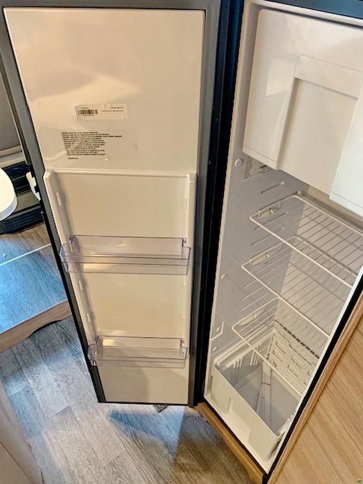 Knaus Live Wave 650 MX Luxus