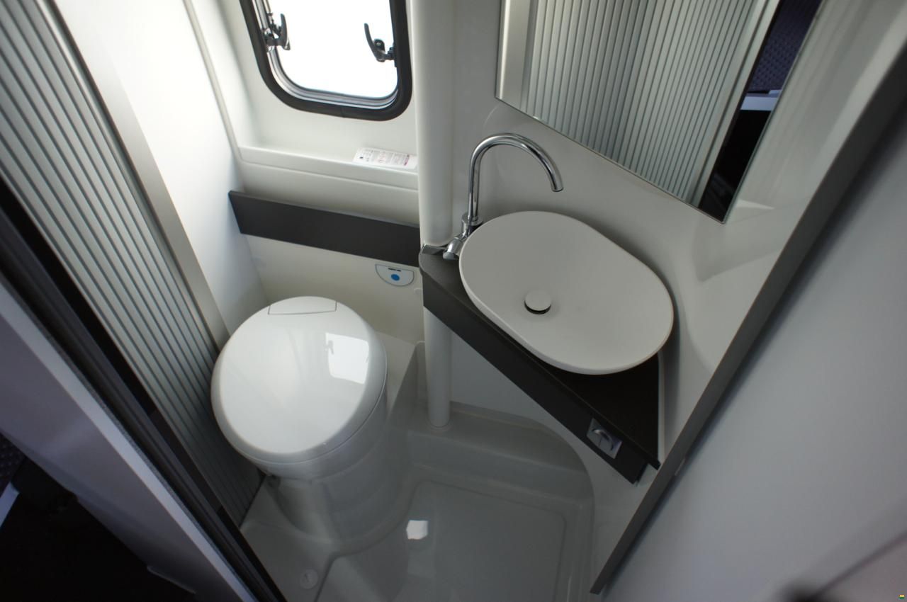 Adria Twin Sports 600 SPB