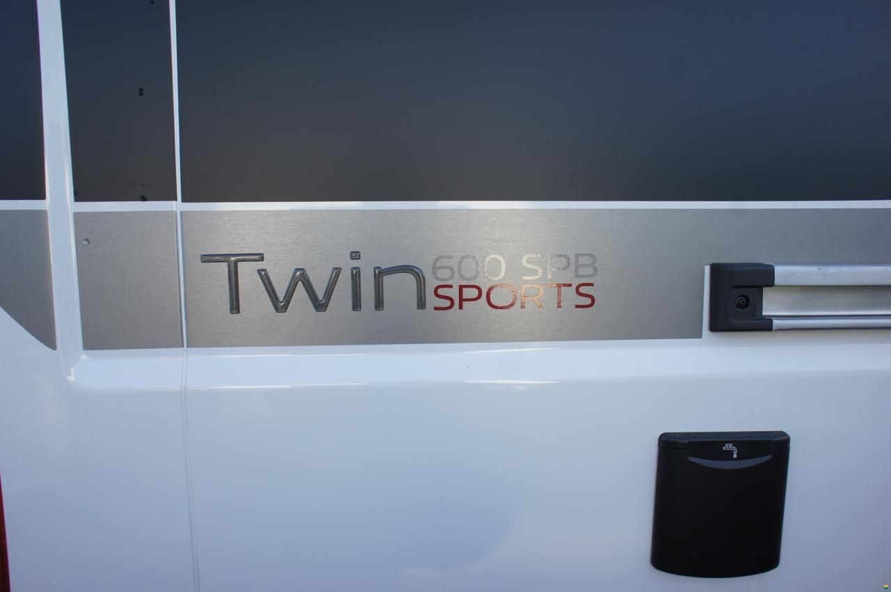 Adria Twin Sports 600 SPB