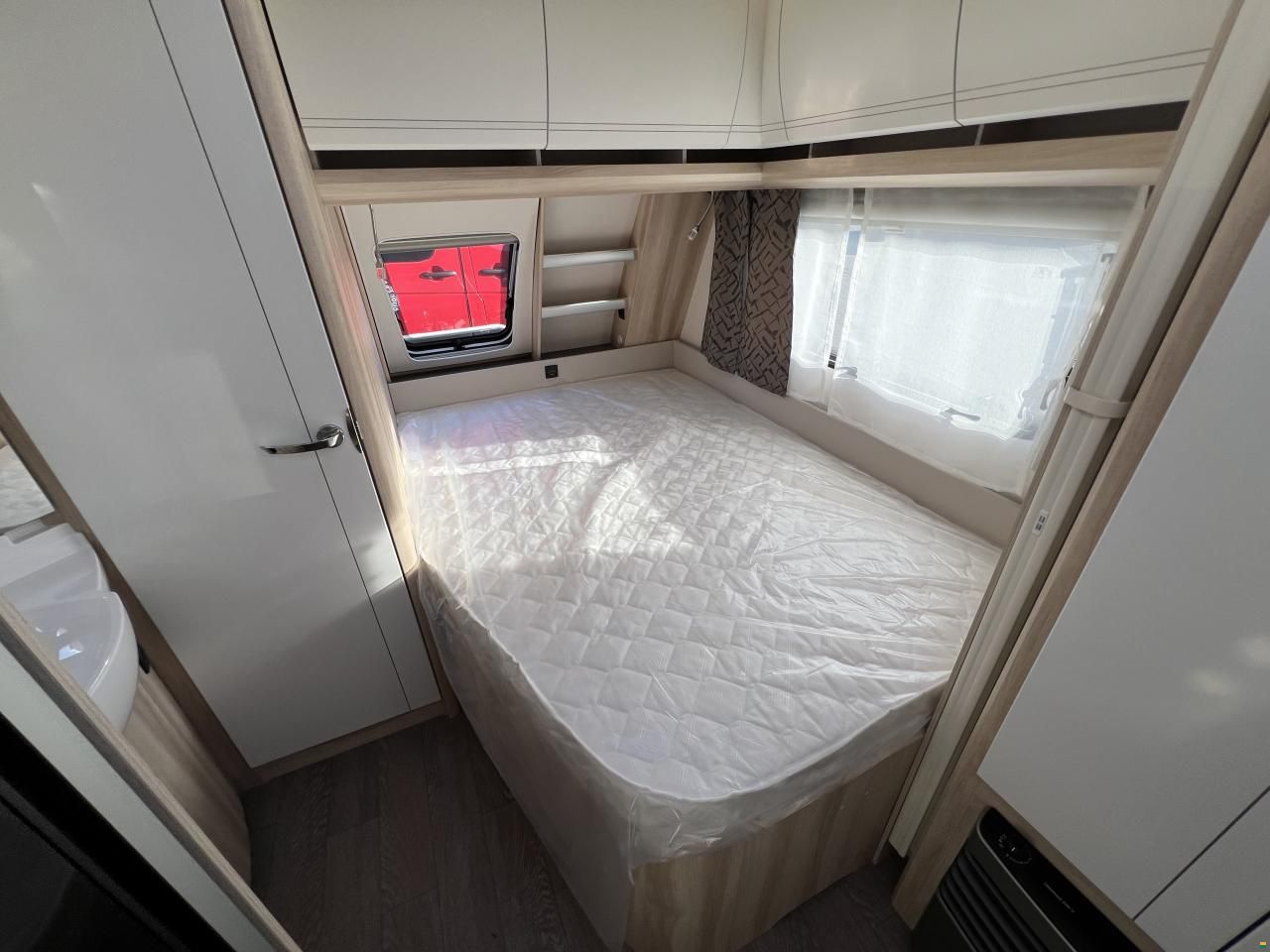 Hobby 460 UFe De Luxe (O03)