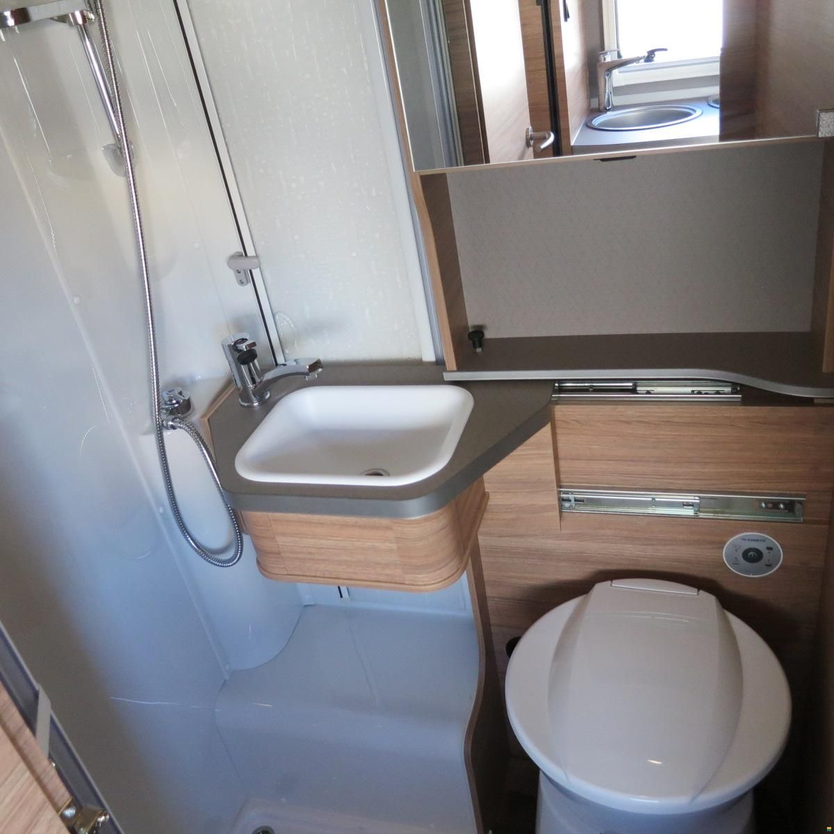 Weinsberg Cara Compact Suite MB 640 MEG