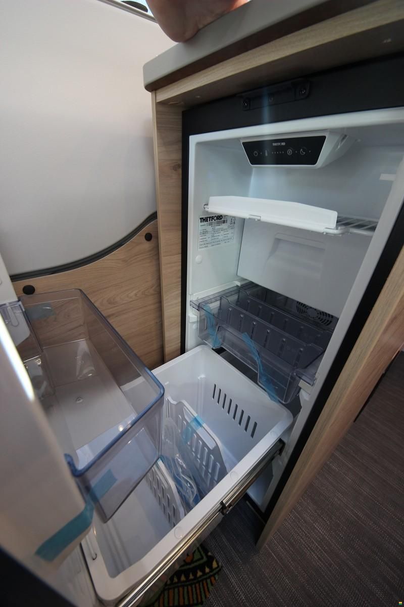 Dethleffs Globetrail 590 DK Classic Ford