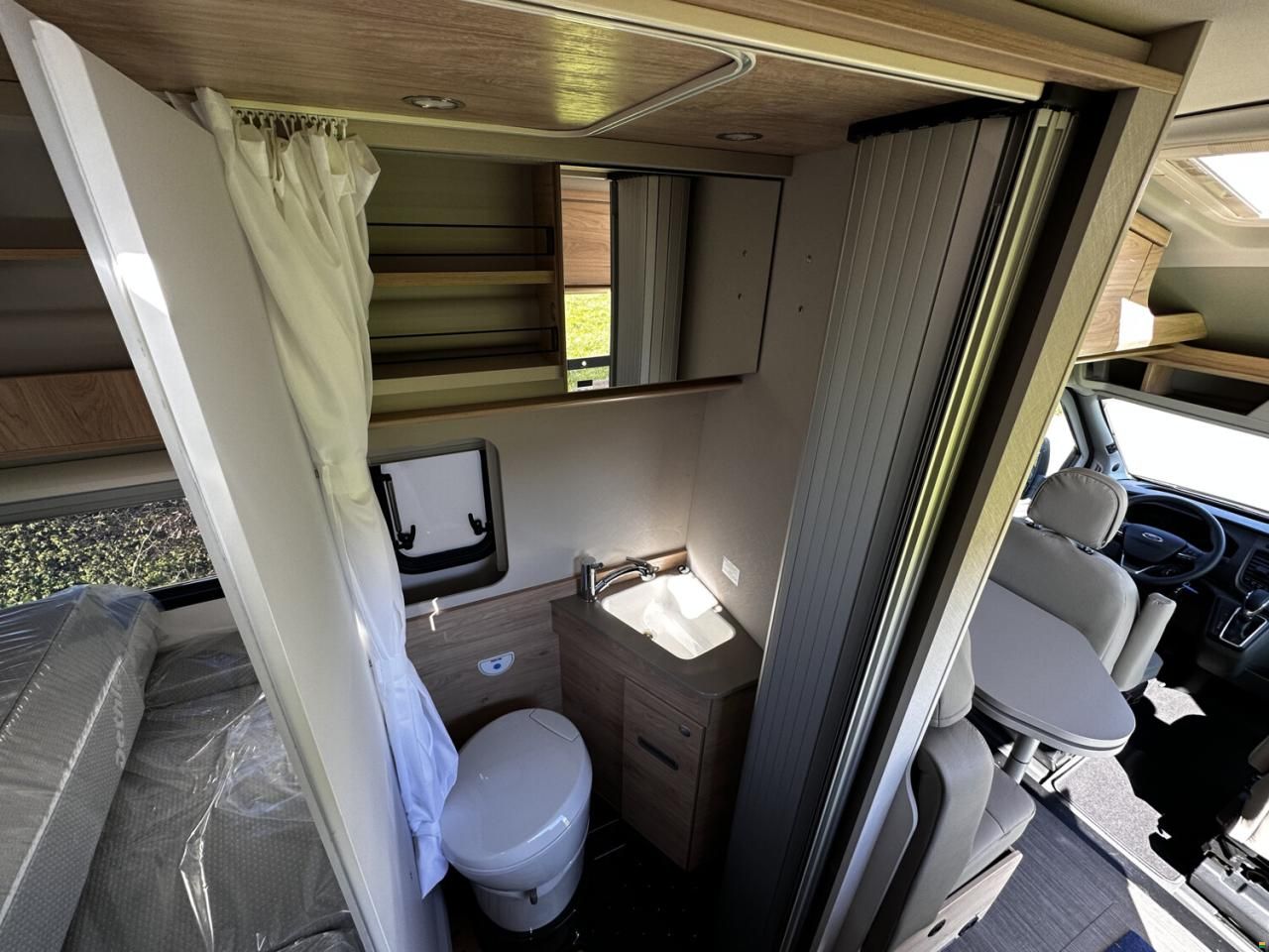 Dethleffs Globetrail 590 C Ford