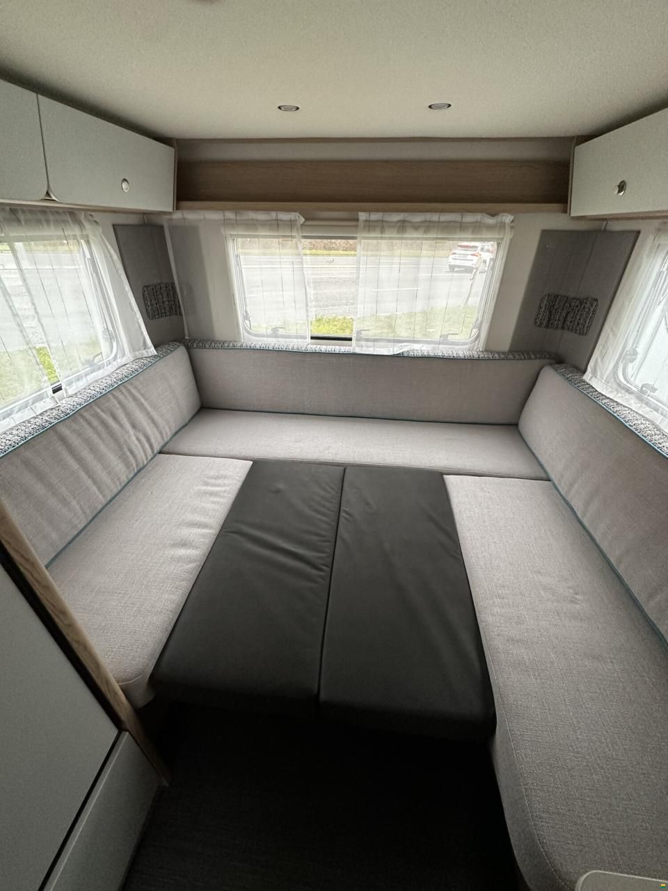 Dethleffs Aero 460 KR up