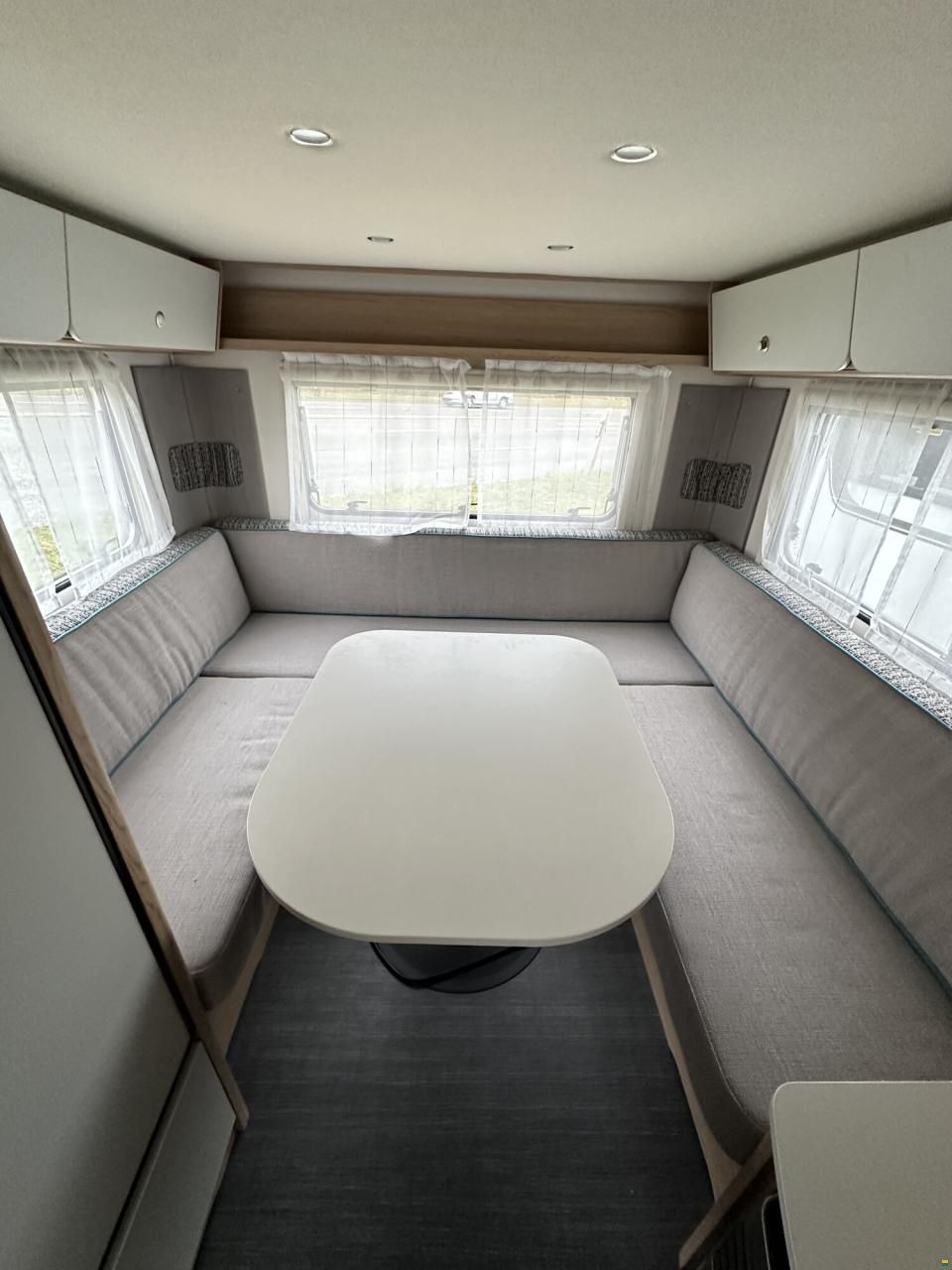 Dethleffs Aero 460 KR up