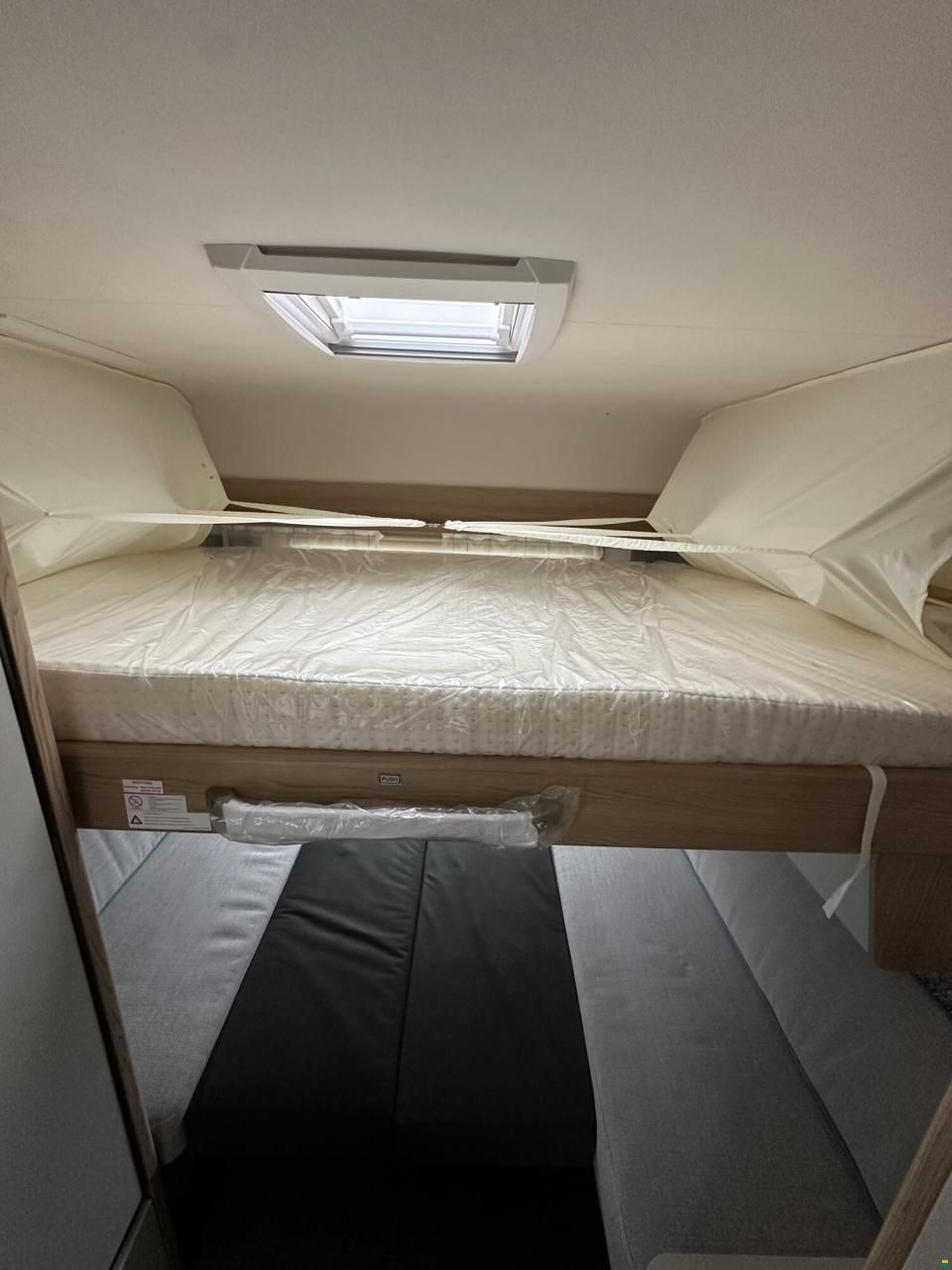 Dethleffs Aero 460 KR up