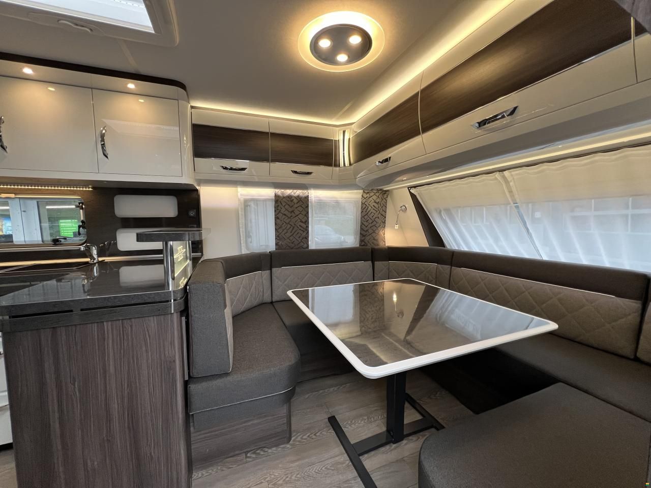 Hobby 560 FC Prestige